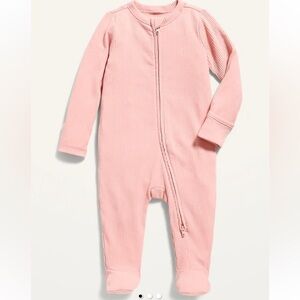 🍊5/$25 NWOT Old Navy Pink Ribbed Kids Footies size 3-6m